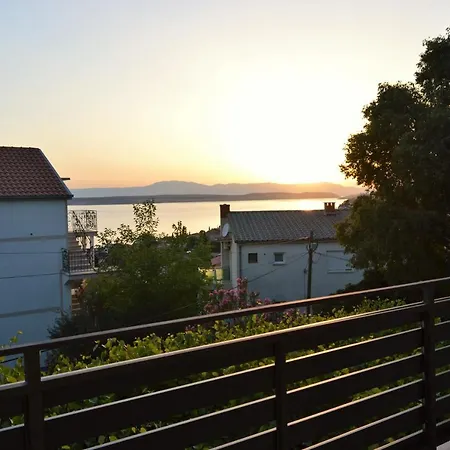 公寓 Mediterra 3 *